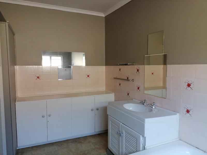 4 Bedroom Property for Sale in Odendaalsrus Free State